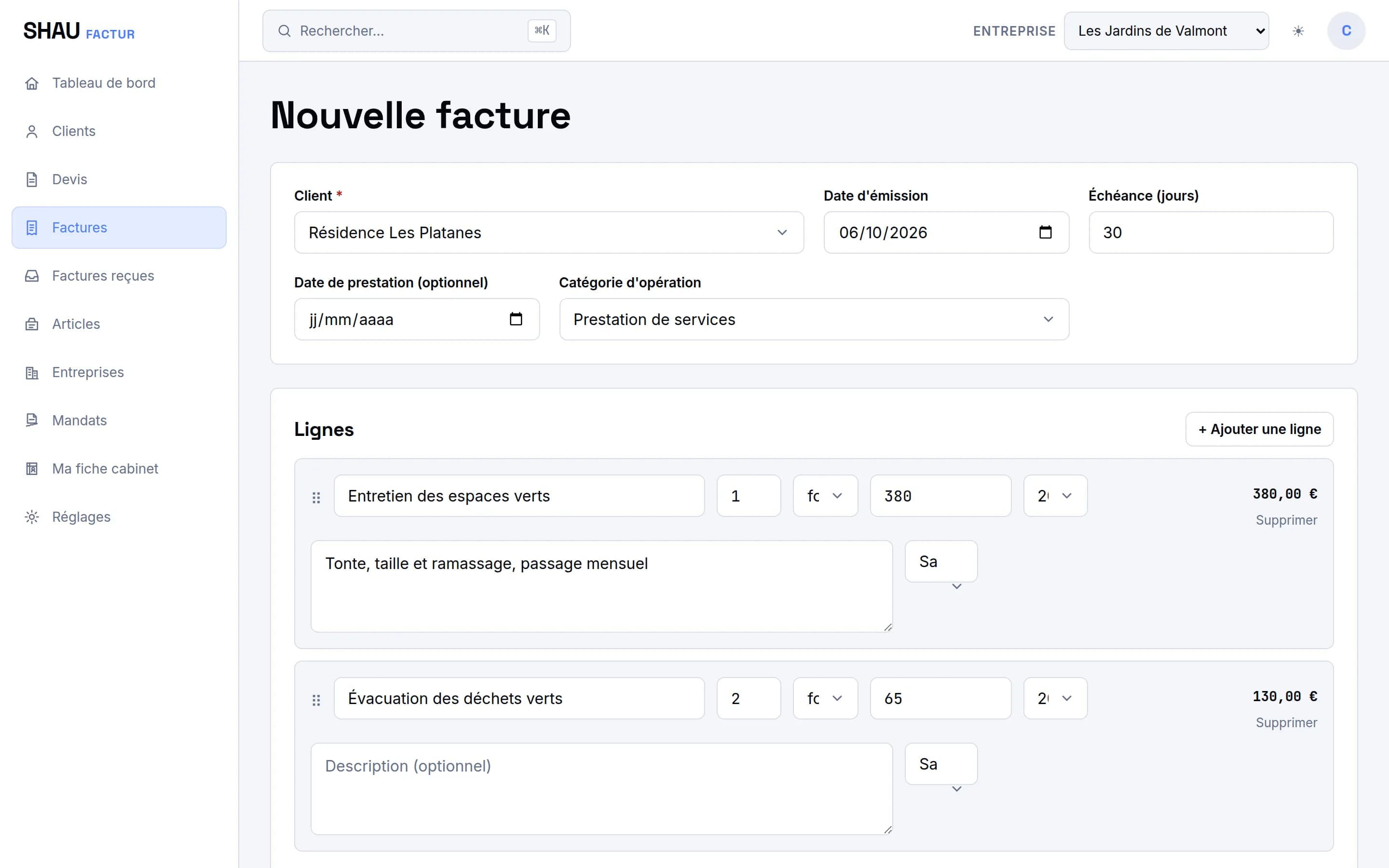 Éditeur de facture d'une entreprise gérée : client, prestation du catalogue, totaux calculés